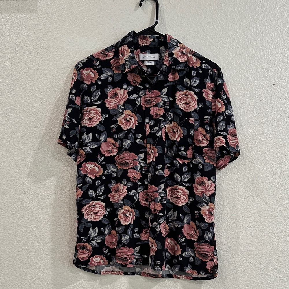 Urban Outfitters Black and Pink Floral Men's Shirt- Small